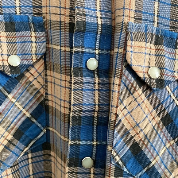Men’s button down plaid - Picture 3 of 6